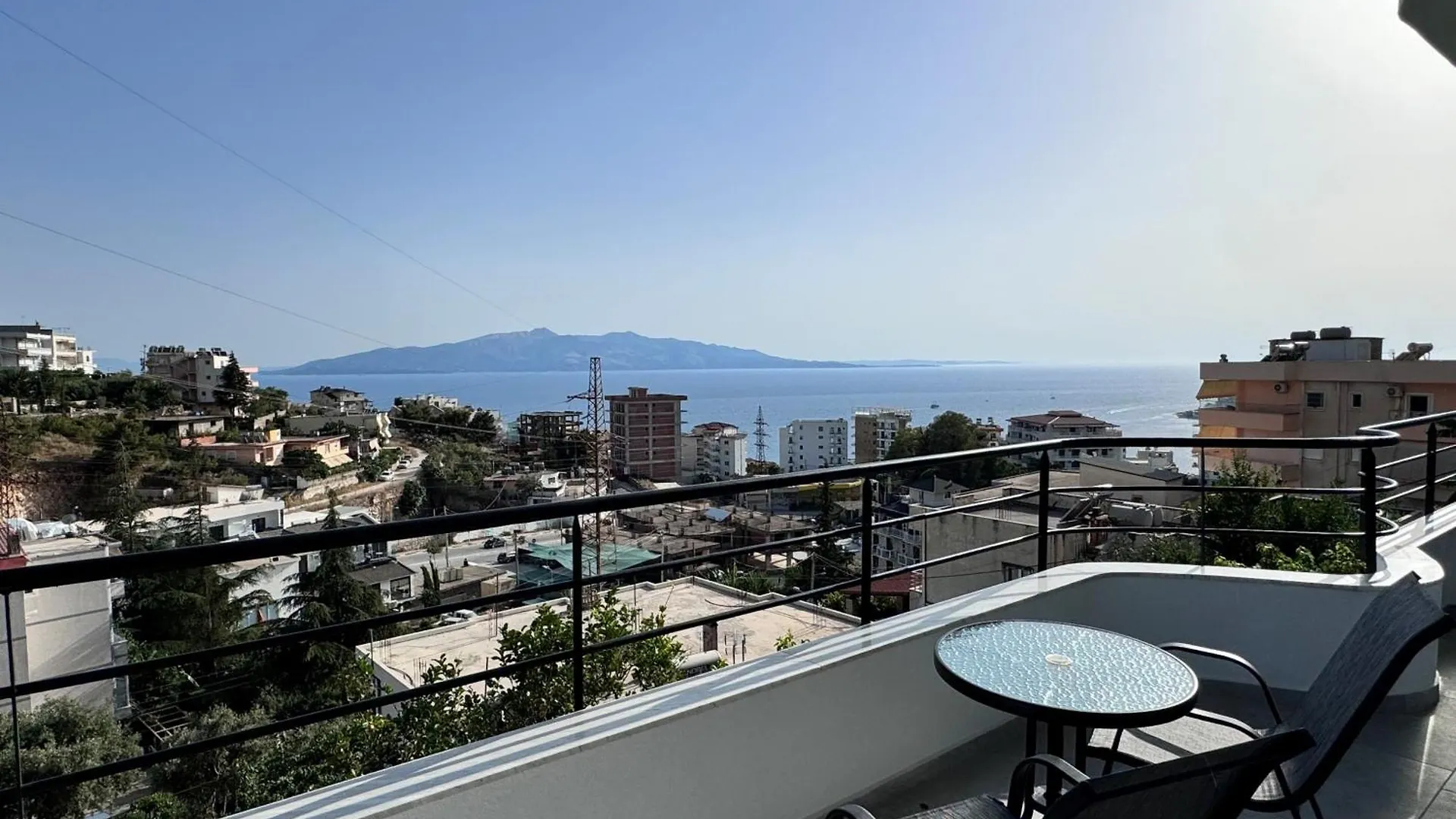 Sunset Hill Apartments Sarandë Albanië